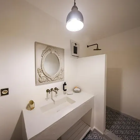 Pera Alacati Hotel