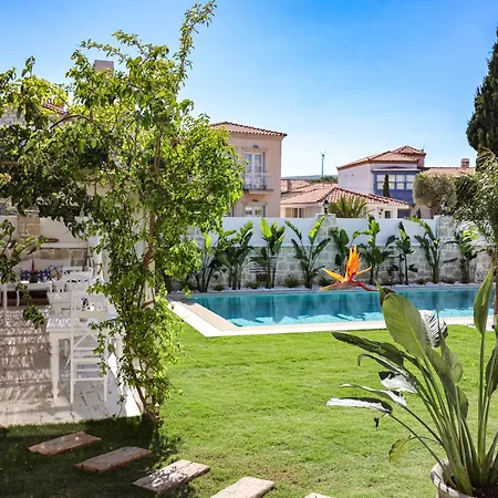 Hotel Pera Alacati *