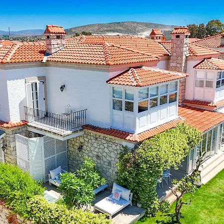 Hotel Pera Alacati *